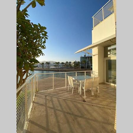 Haverim Ba'Lagouna Amazing Duplex 3Br Front Sea Apartment เอลัต ภายนอก รูปภาพ