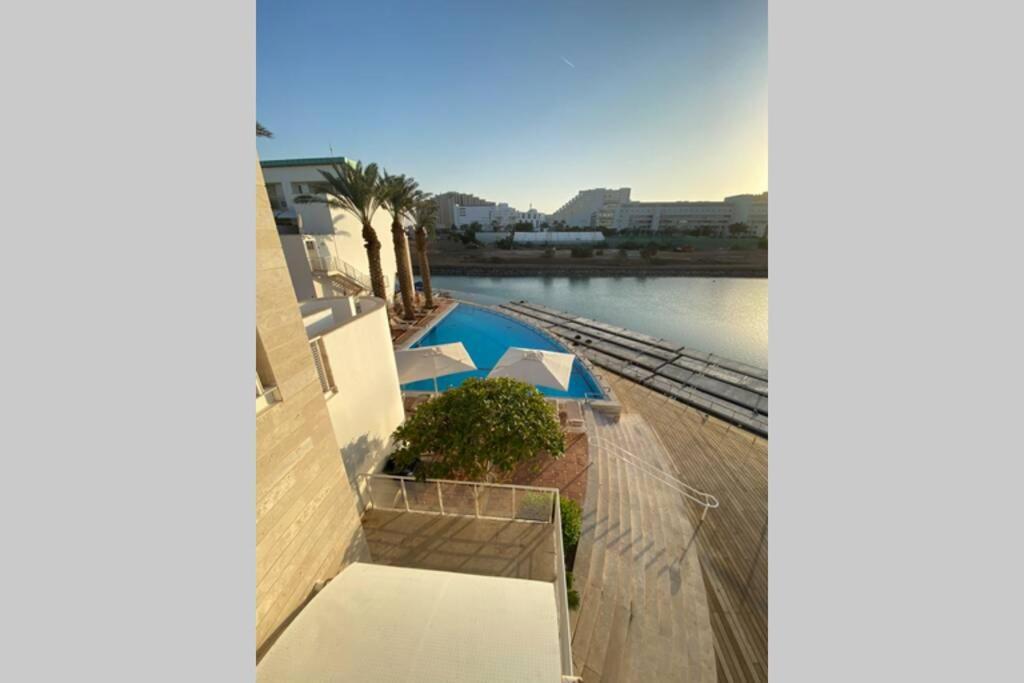 Haverim Ba'Lagouna Amazing Duplex 3Br Front Sea Apartment เอลัต ภายนอก รูปภาพ